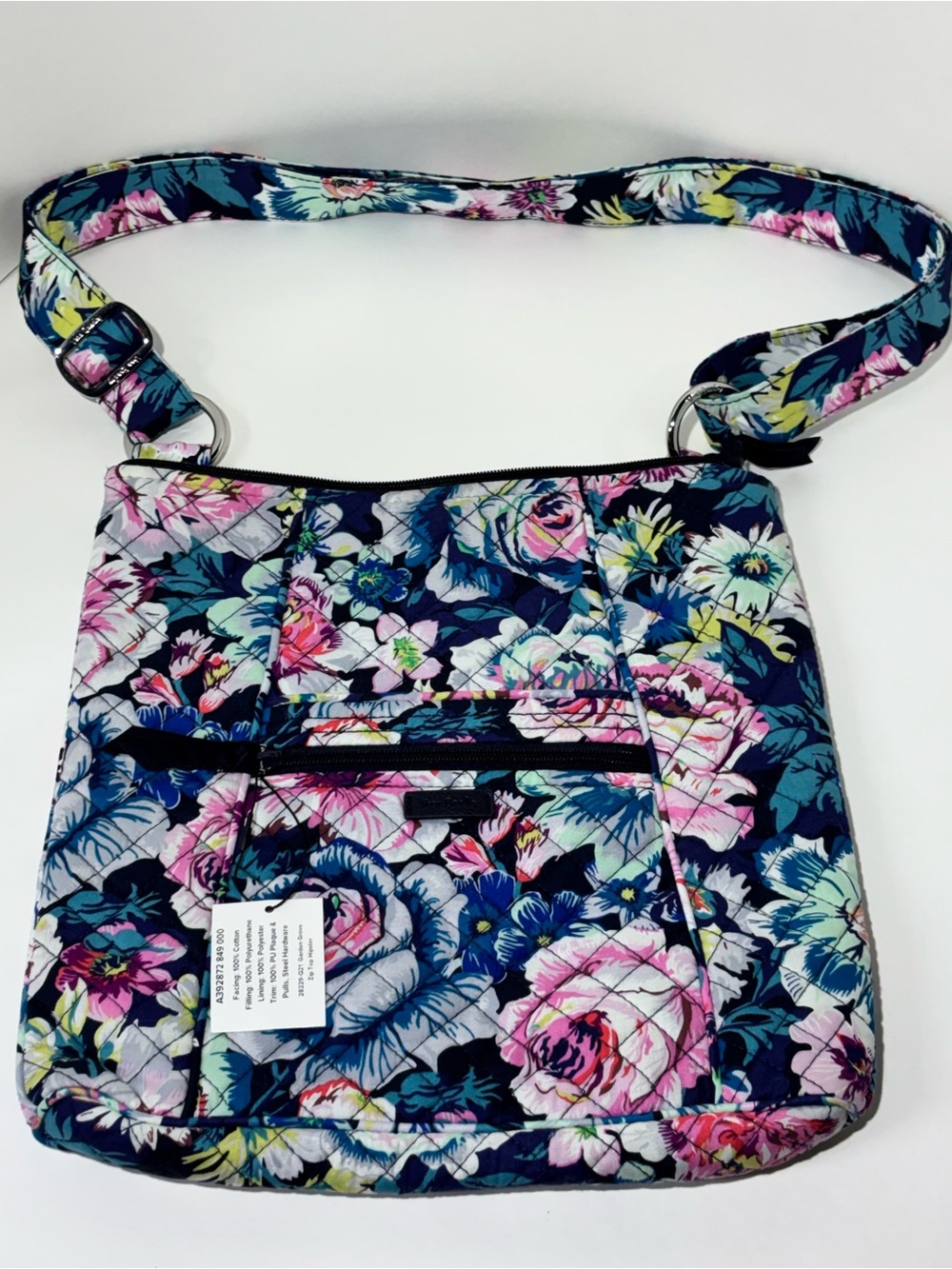 NWT Vera Bradley Zip Top Hipster in "Garden Grove"